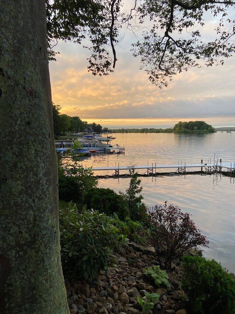 Summer Cottage Life Along The Shoreline