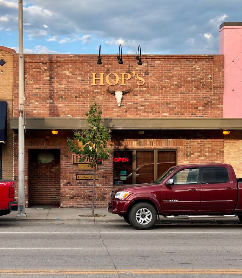 Hop's Downtown Grill