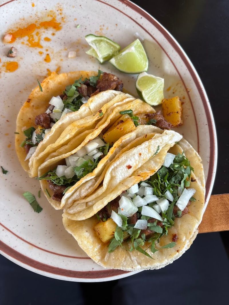 Tortas Y Tacos Delvalle, Waterloo