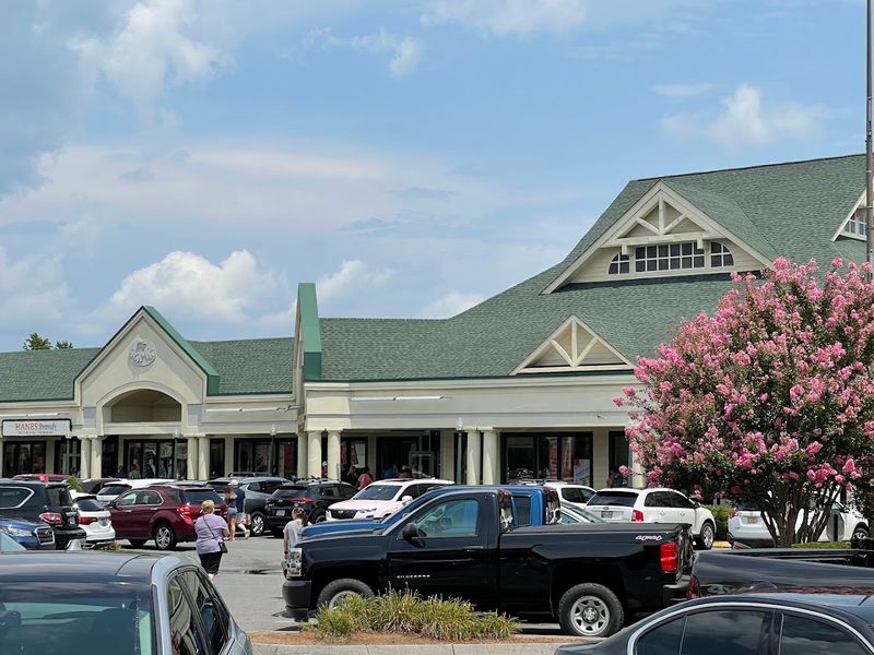 More Than 100 Stores Turn Browsing Into Cardio
