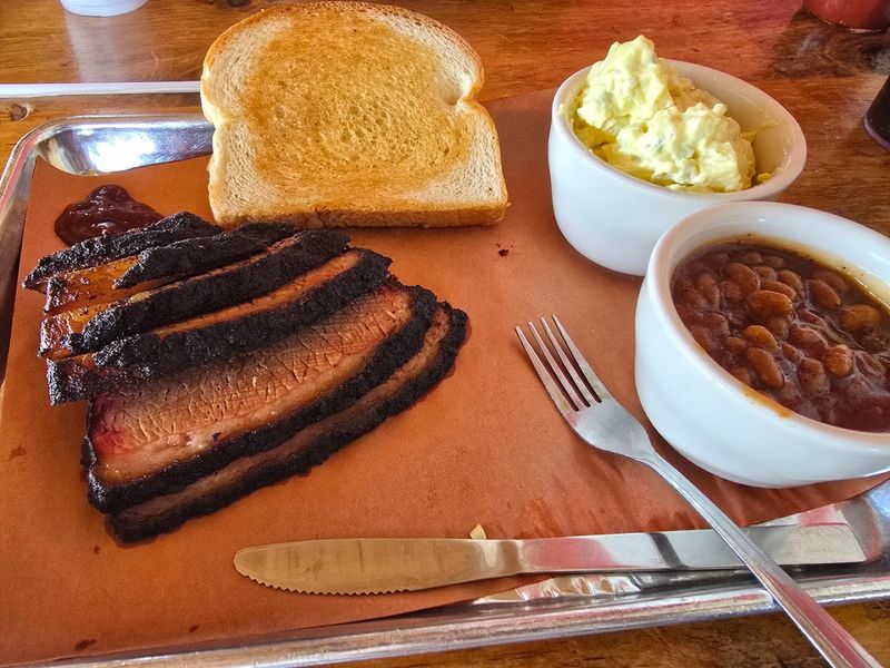 Brisket That Makes Fork-And-Knife Feel Optional