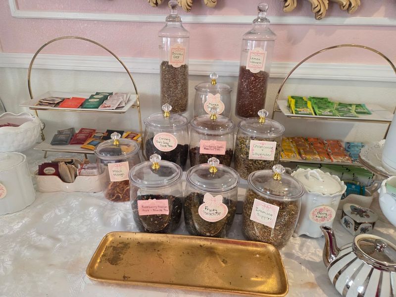 Organic Loose-Leaf Teas Curated For Each Afternoon Experience