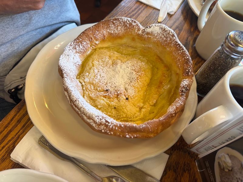 The Dutch Baby Wins Without Raising Its Voice
