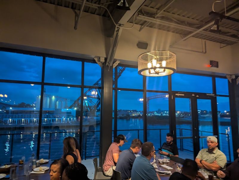 Alley Cat Oyster Bar