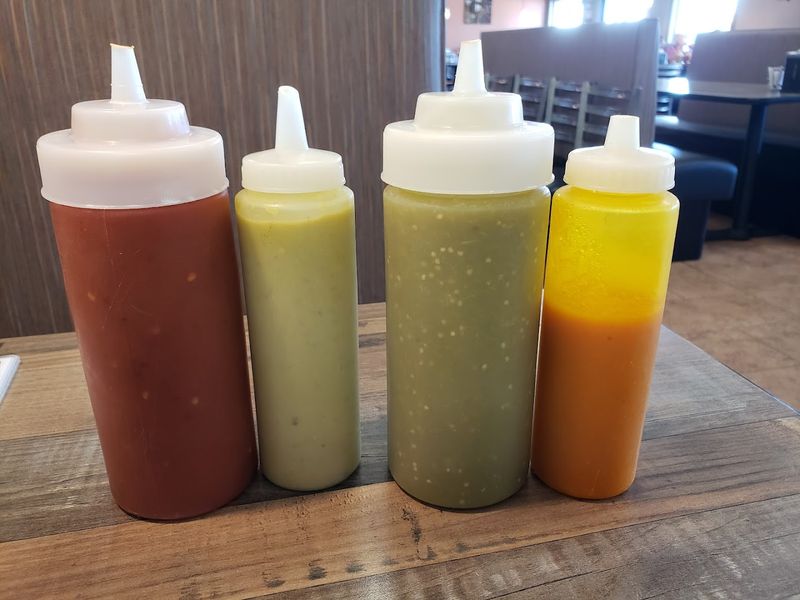 The Sauce Table: A Detail That Changes The Whole Meal