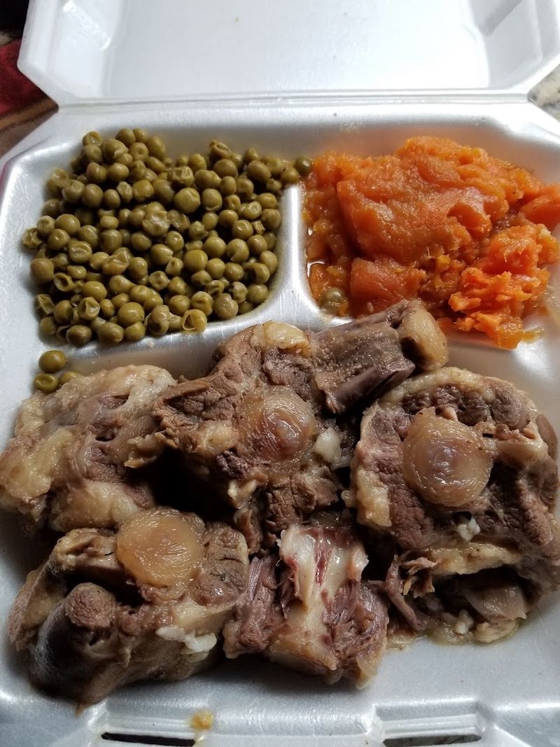 The Southern Plates That Make Lunch Feel Serious