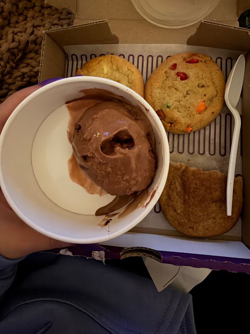 Deluxe Confetti Cookie