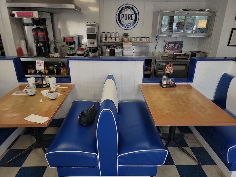 Blue & White Restaurant