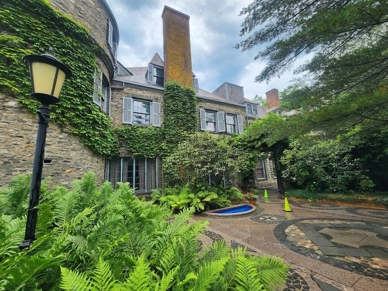 Richard Morris Hunt Designed The Dramatic Exterior
