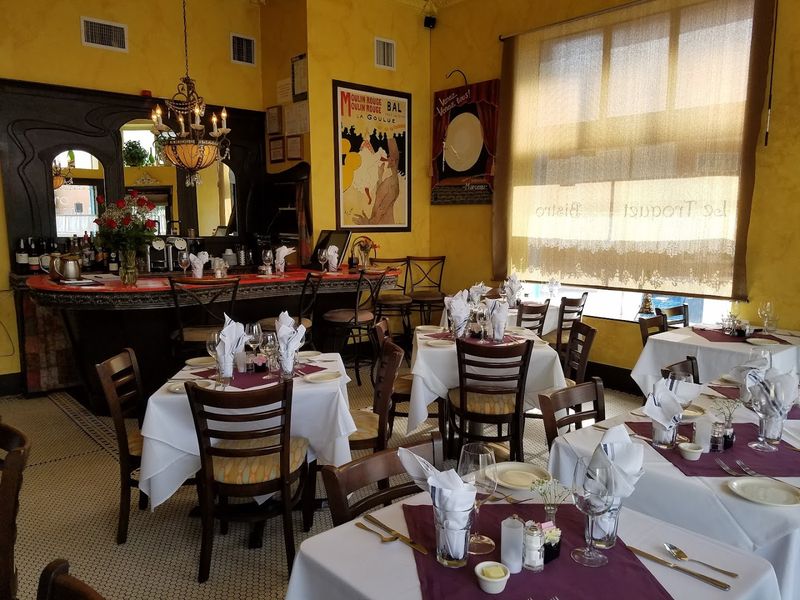 A Cozy Bistro Glow Downtown