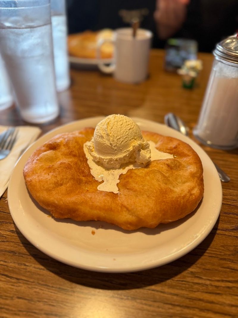 Why Sill's Cafe Keeps Layton Coming Back