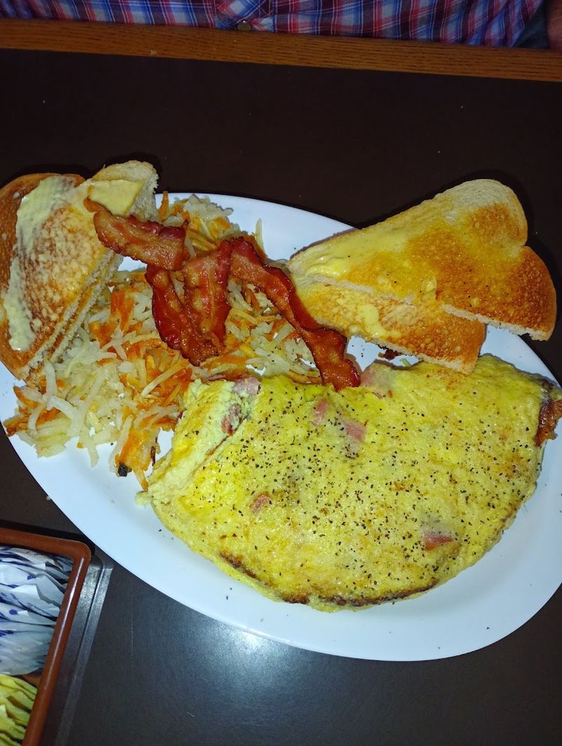 Breakfast Hours That Actually Work For Early Risers