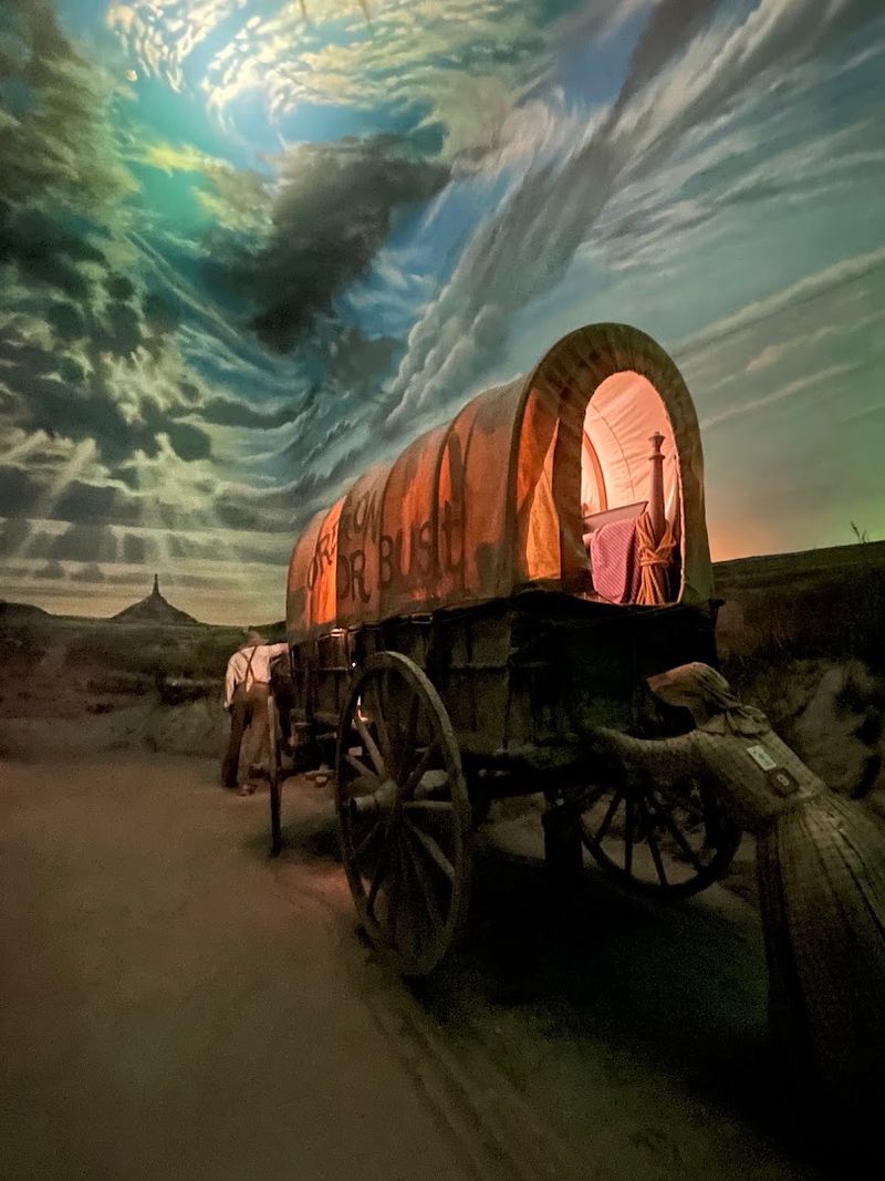 Oregon Trail Scenes Put You Beside The Wagons