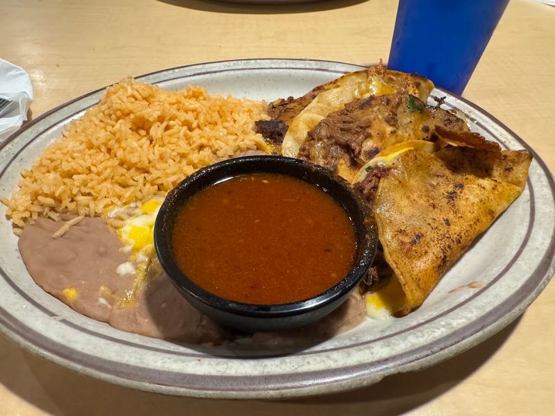 What Makes Manuel's El Burrito The Easy Win You Were Looking For