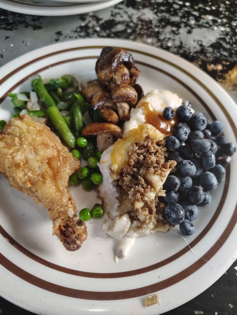Crispy Fried Chicken That Earns Its Reputation