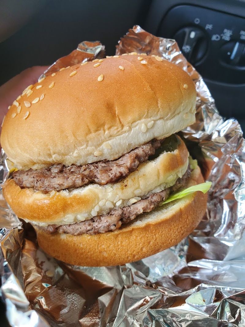 The Hi-Boy Burger Worth Knowing About