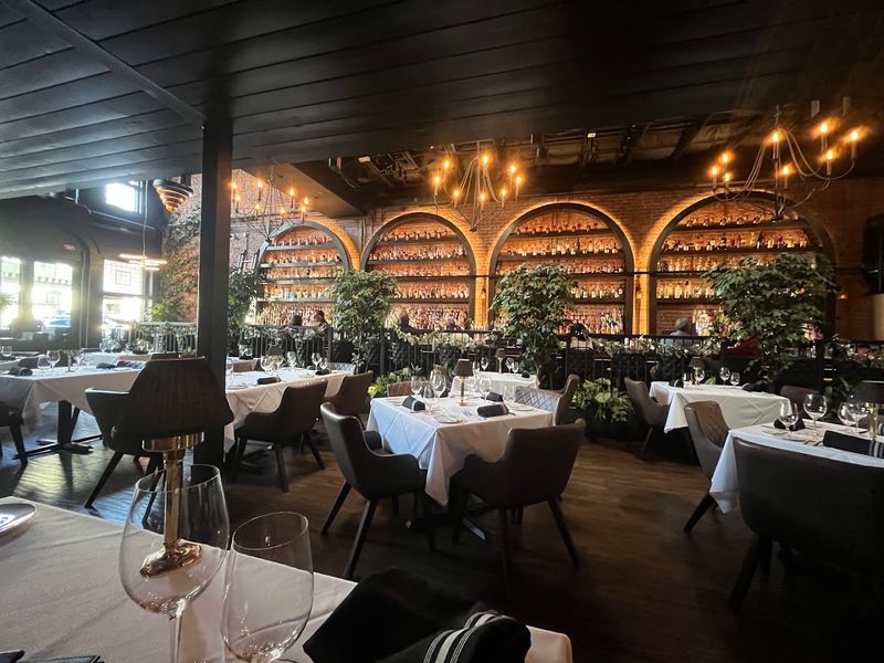 Elliott's Steakhouse