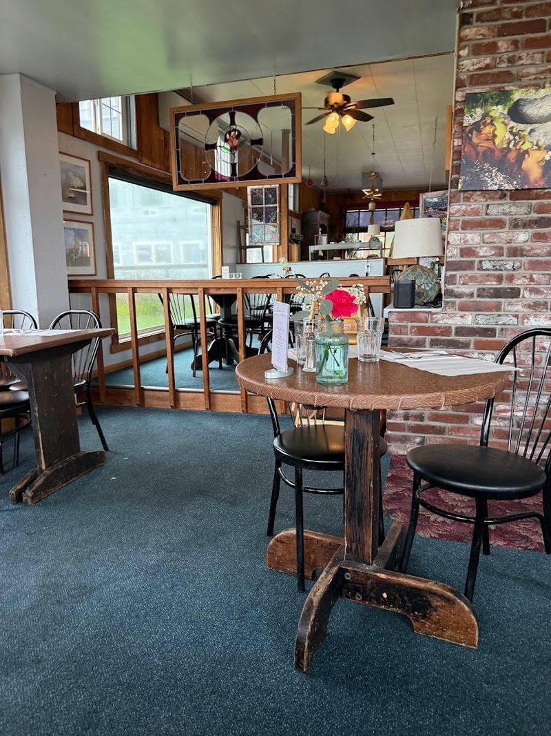 Roseanna's Café