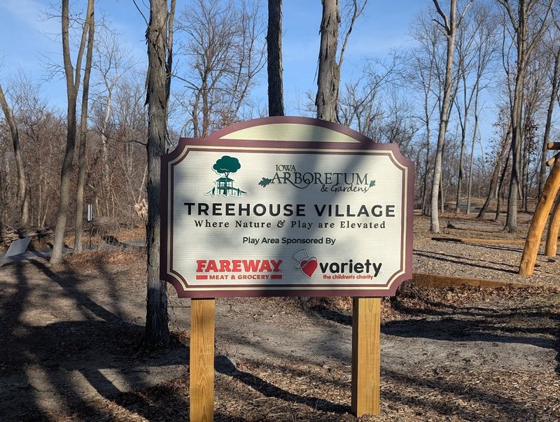 Accessibility at the Treehouse Area