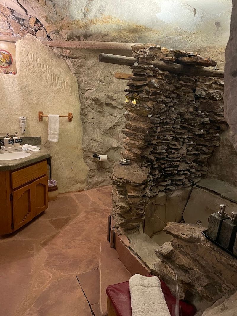 A Kiva-Inspired Corner Adds Desert Character