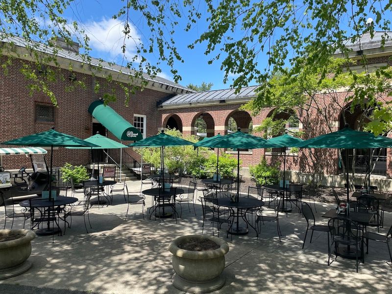 58 Roosevelt Bar & Grill, Saratoga Spa State Park