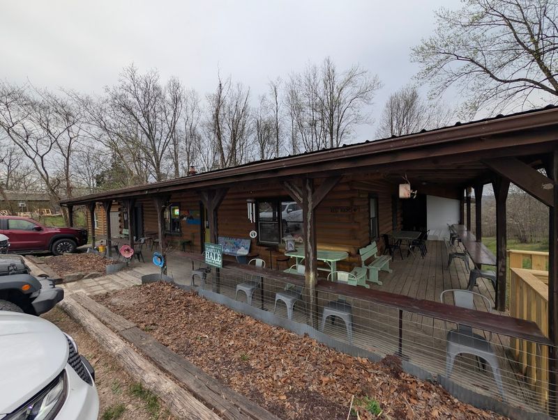 A Log Cabin Full Of Tennessee Legends