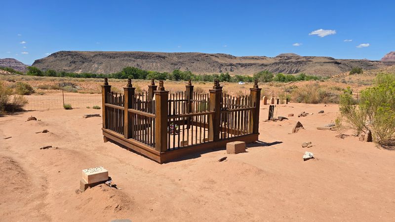 A Ghost Town's Last Witness