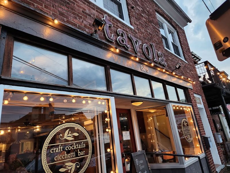 A Coveted Table In Charlottesville's Belmont Neighborhood