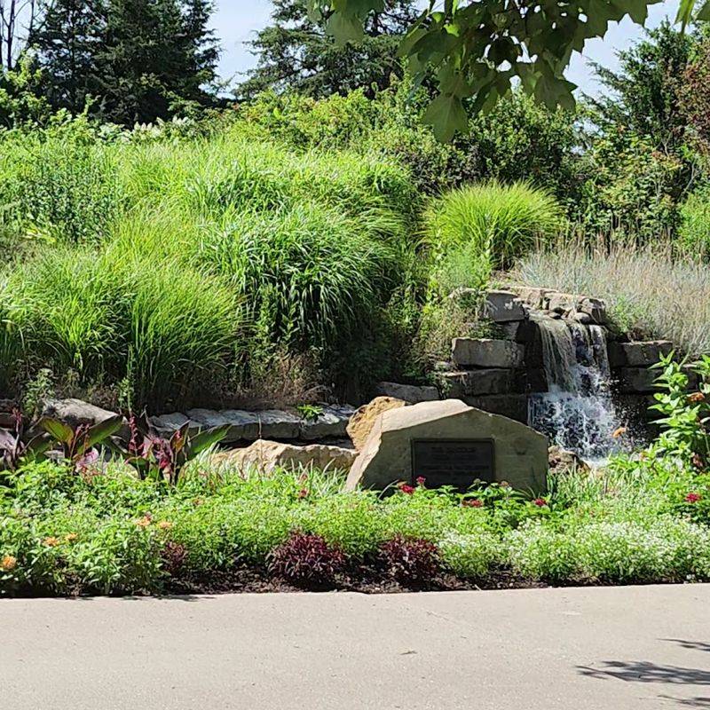 Water Features That Set The Whole Tone