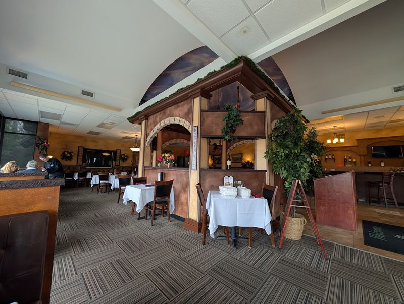 Napoli's Italian Restaurant, Marion