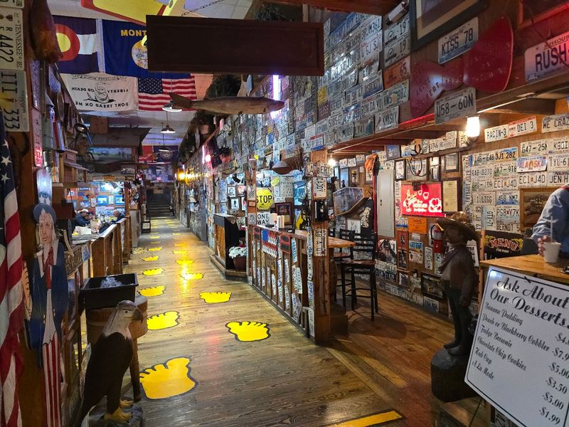 Lambert’s Cafe
