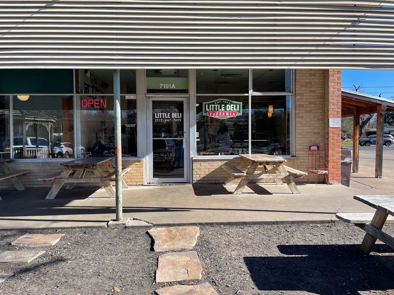 Little Deli And Pizzeria