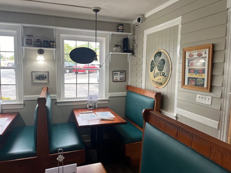 Renee's Keeps The Family-Restaurant Formula Simple And Satisfying