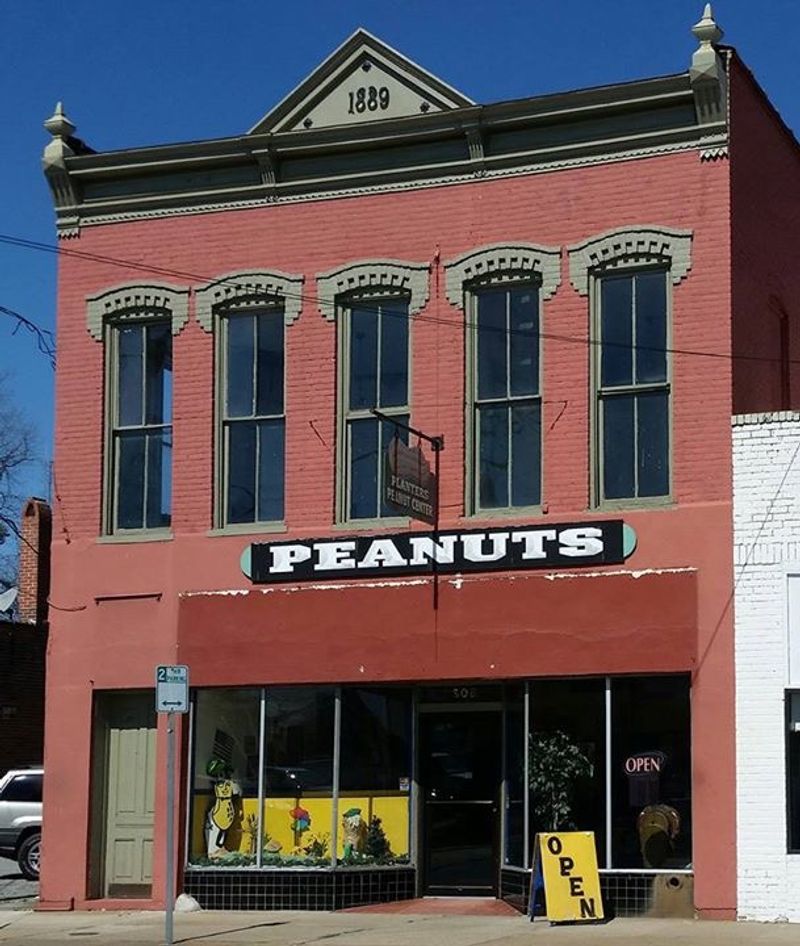 The Downtown Store Has Kept Roasting Since 1967