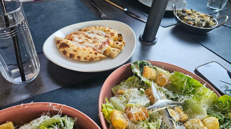 Sorellas, An Italian Eatery