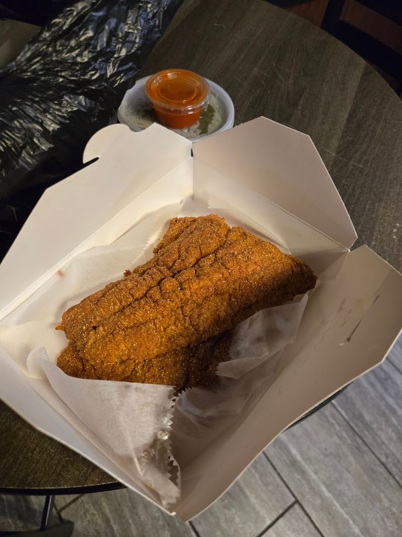 Lion's Den Soul Food Cafe