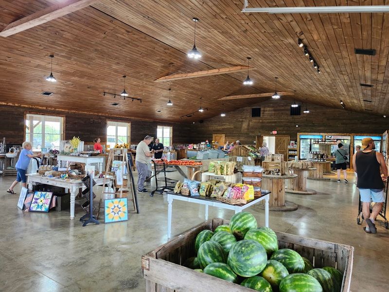 The Farm Stand That Makes Fresh Produce Feel Personal