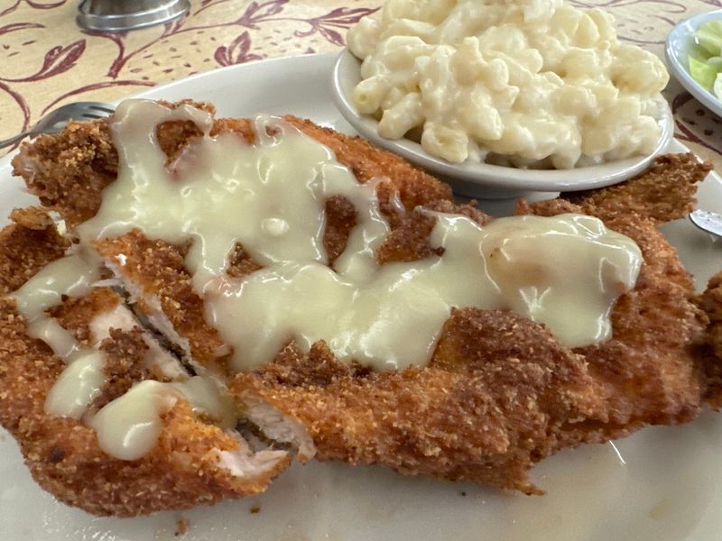 Fried Chicken With A Familiar House Recipe Story