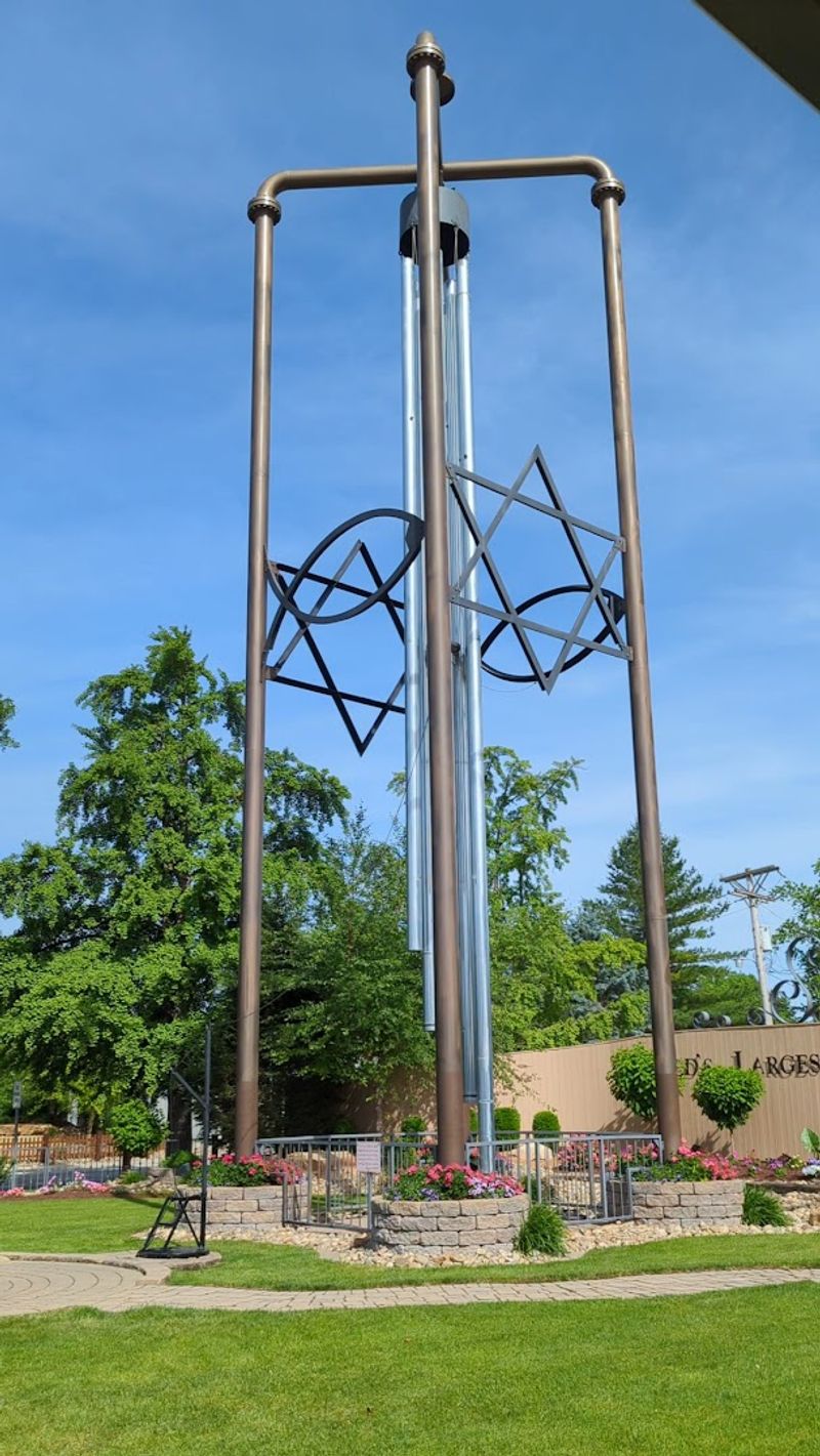 The Enormous Wind Chime