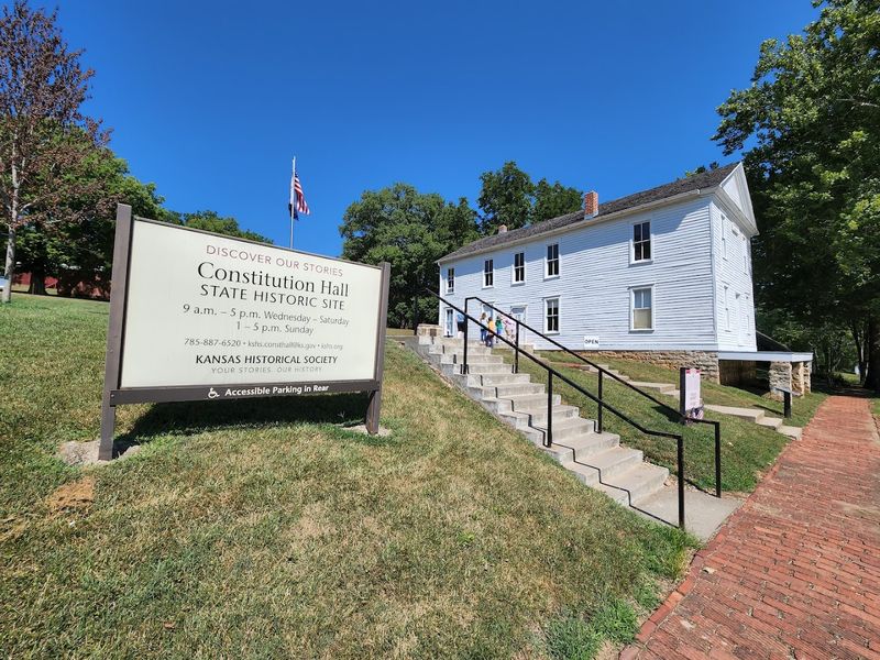 Abraham Lincoln And Stephen Douglas Both Referenced This Building In Their Famous Debates