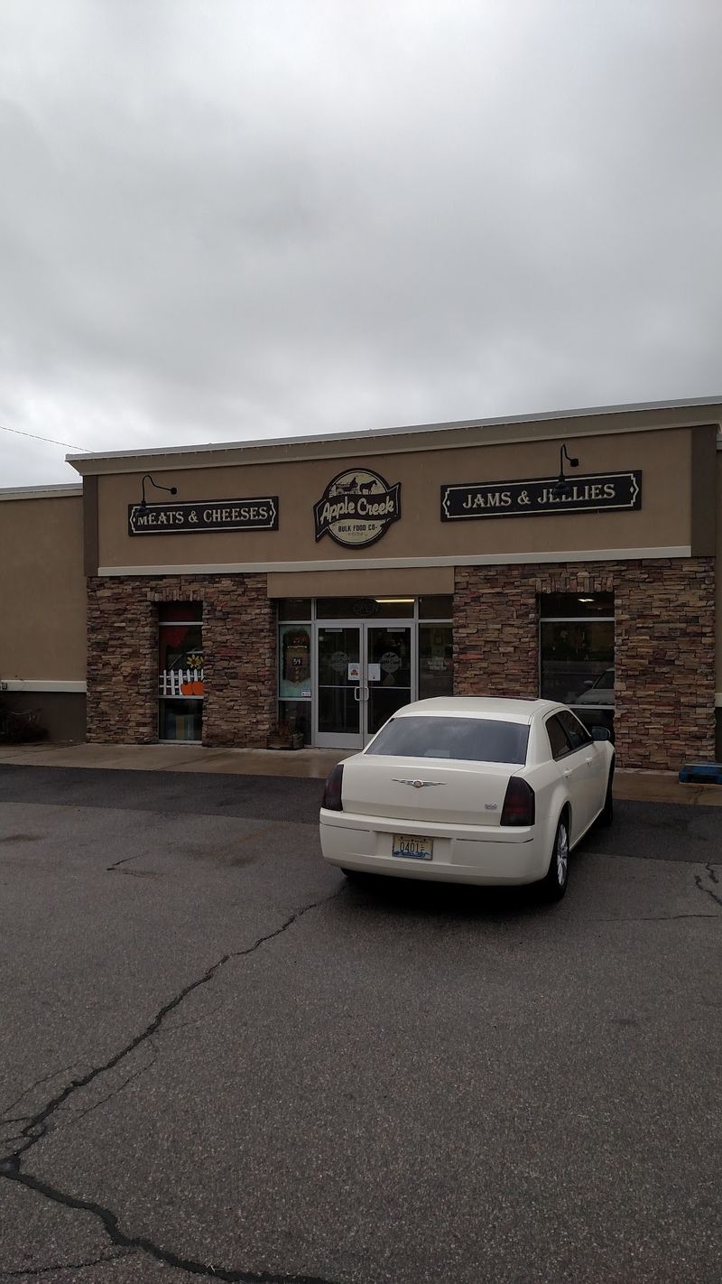 Apple Creek Bulk Food Co., Willard