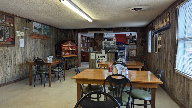 Country Diner 