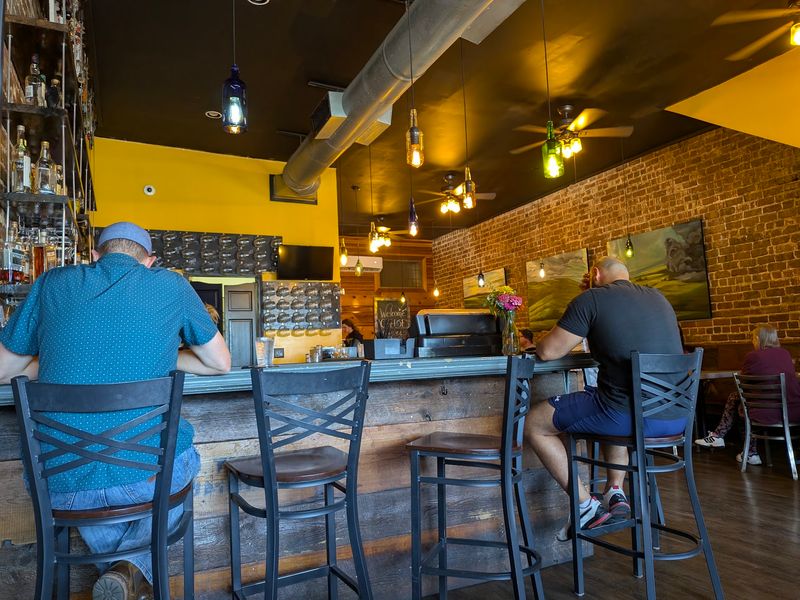The Wheel Barrel, Topeka