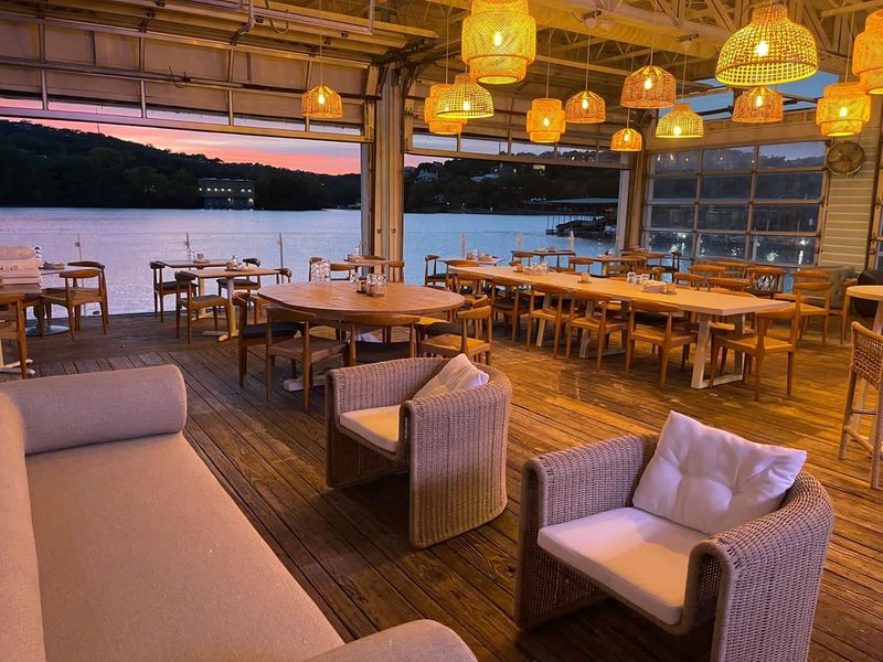 Quince Lakehouse