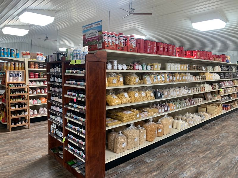 Highway 2 Discount Groceries, Bloomfield