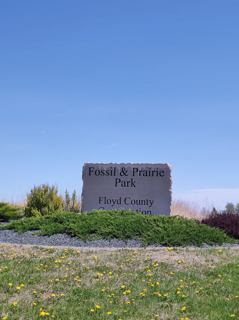 Fossil & Prairie Park Preserve and Center, Rockford