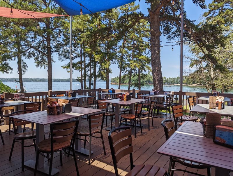 Pig Tales Lake Lanier