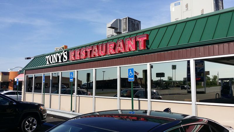 Tony's I-75 Restaurant