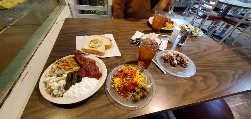Small-Town Prices That Stretch Your Dollar