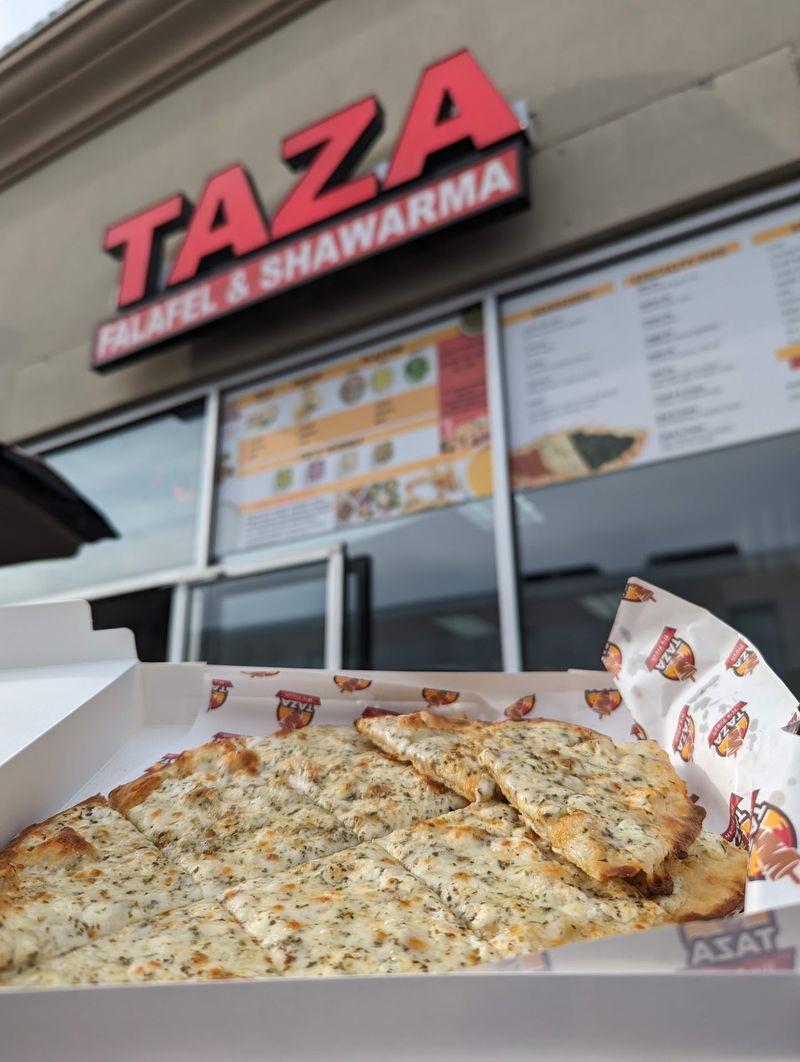 Late Hours Make This Falls Church Stop Easy To Work Into The Day